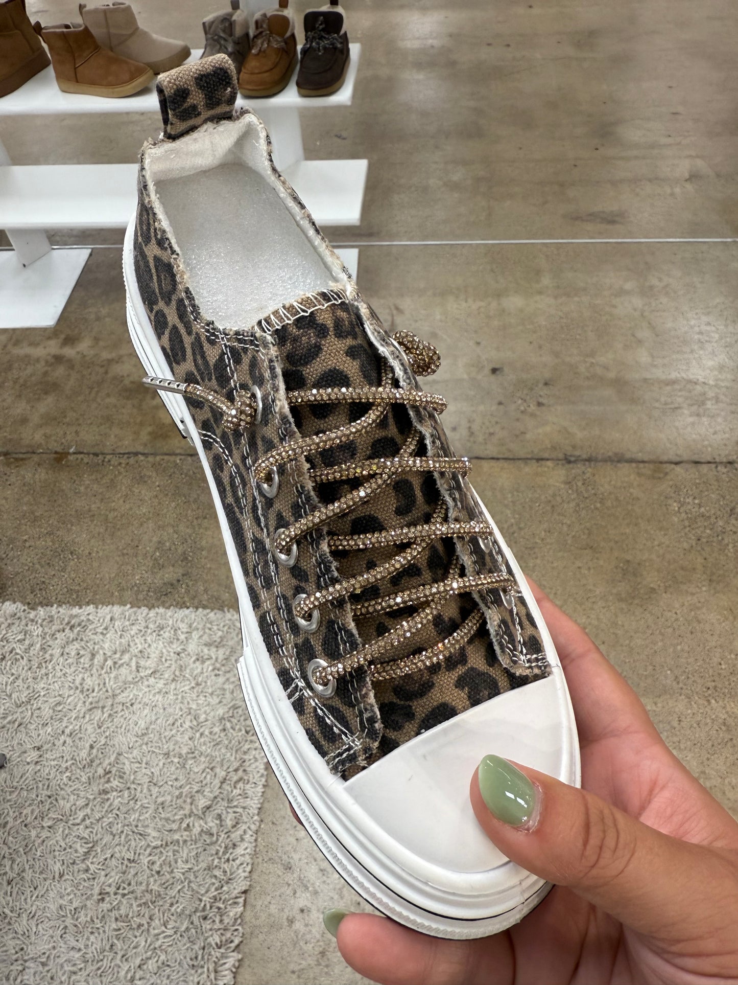 Leopard Aman Rhinestones
