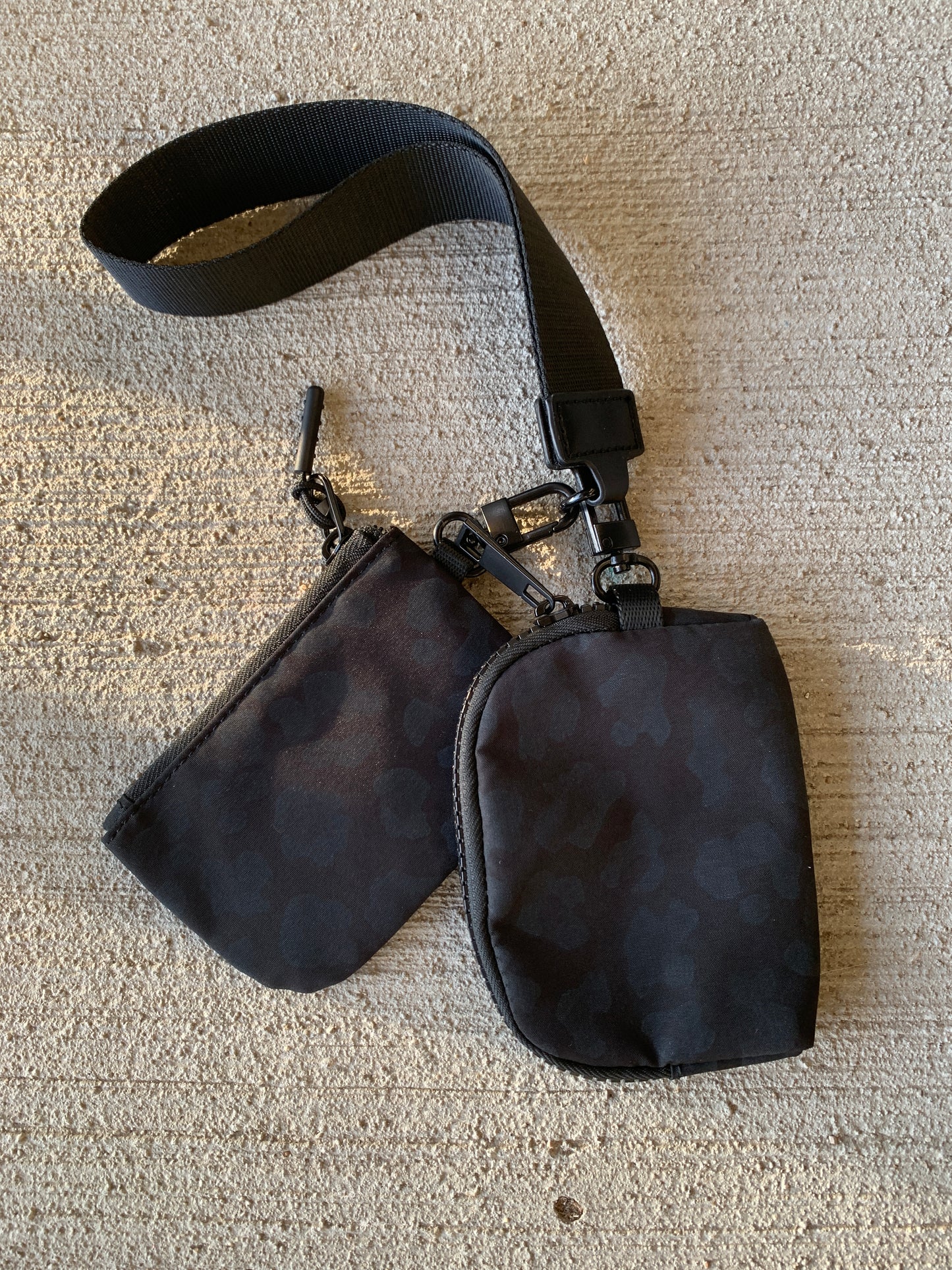 Double Pouch Wristlet RGK RTS