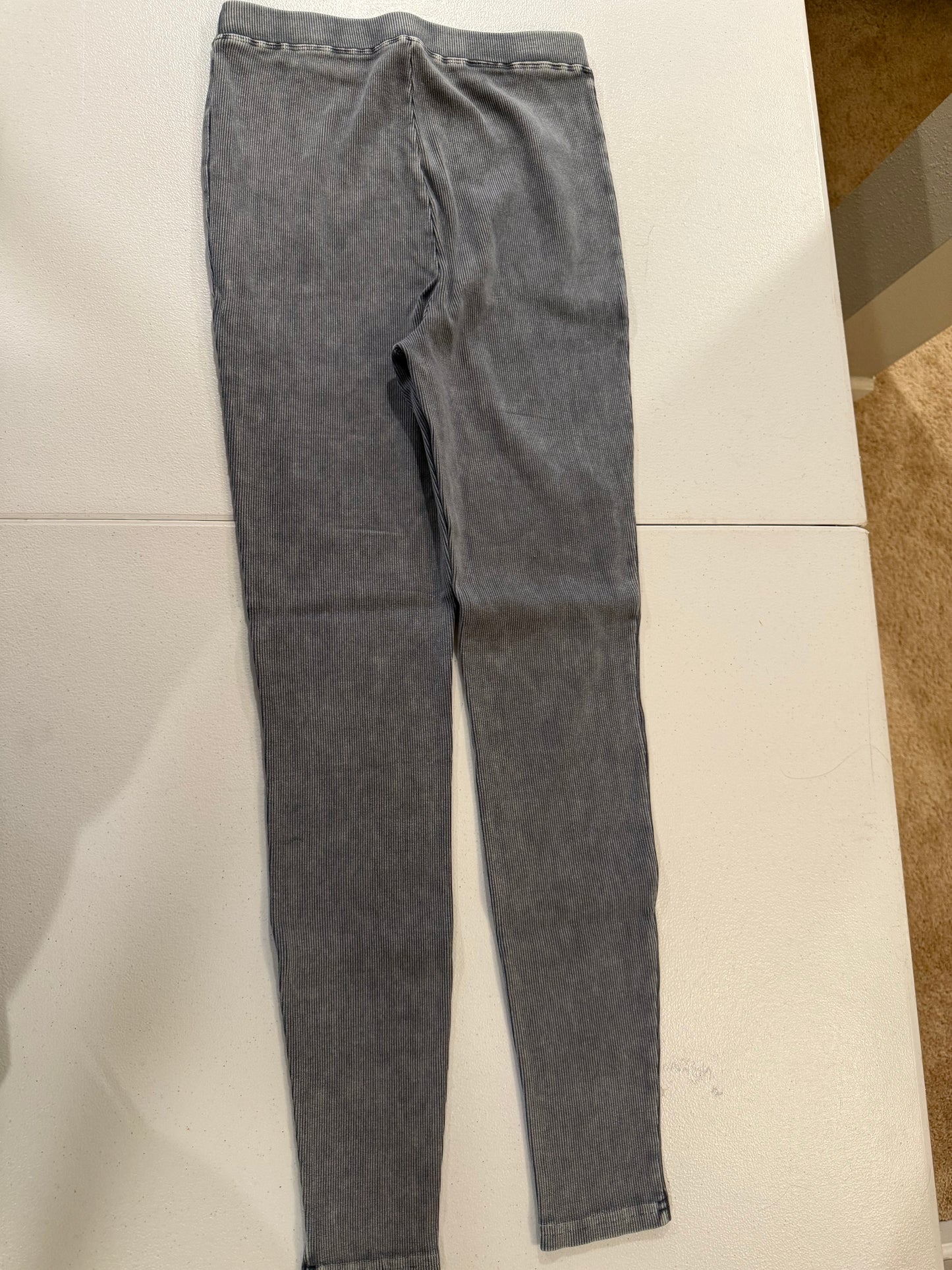 Grey Ribbed Leggings