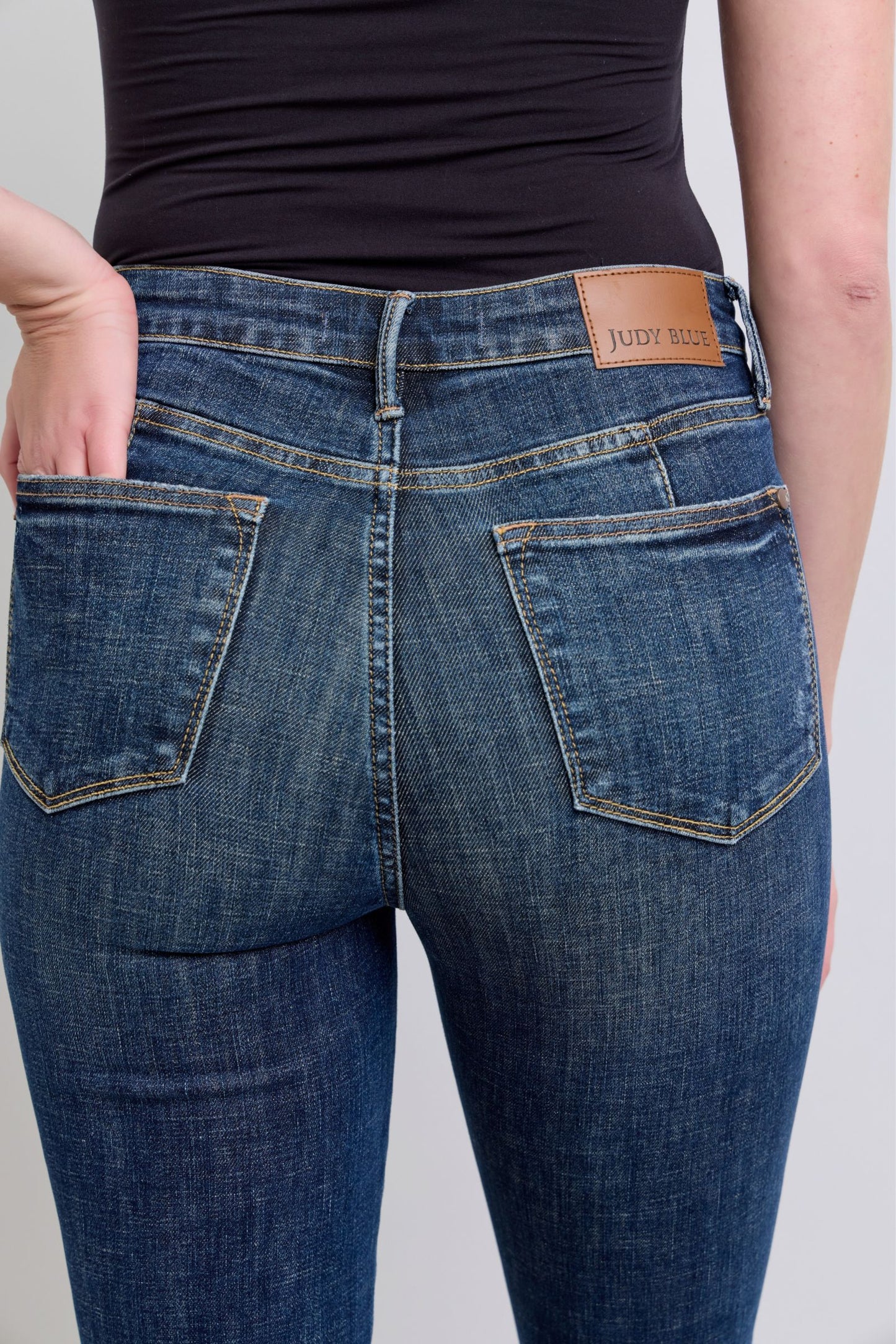 Judy Blue Mid-Rise Tummy Control Vintage Wash Skinny