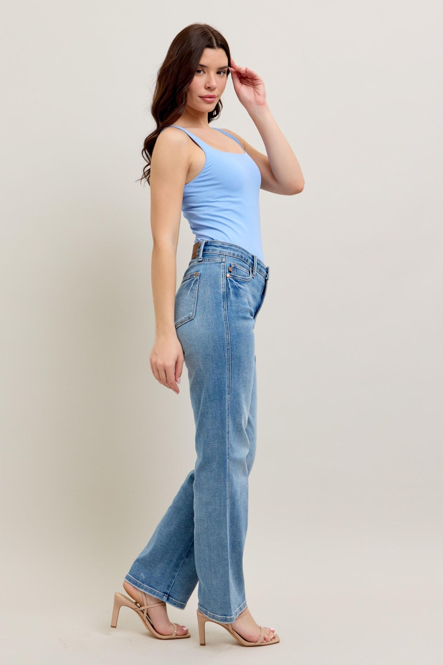Judy Blue Mid Rise Tummy Control Vintage Wash Straight Leg