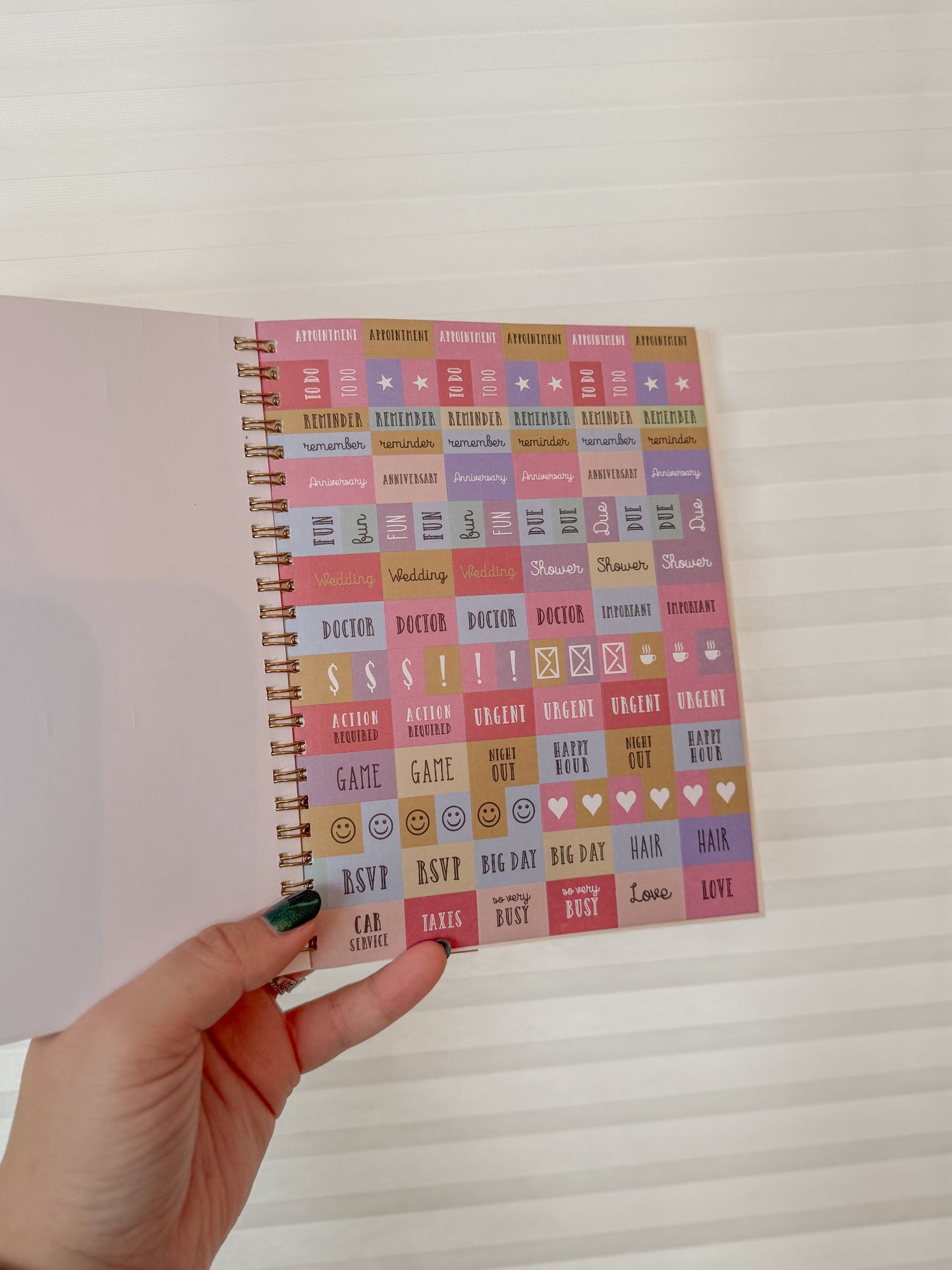 Pretty In Pink Petals Weekly Monthly Planner