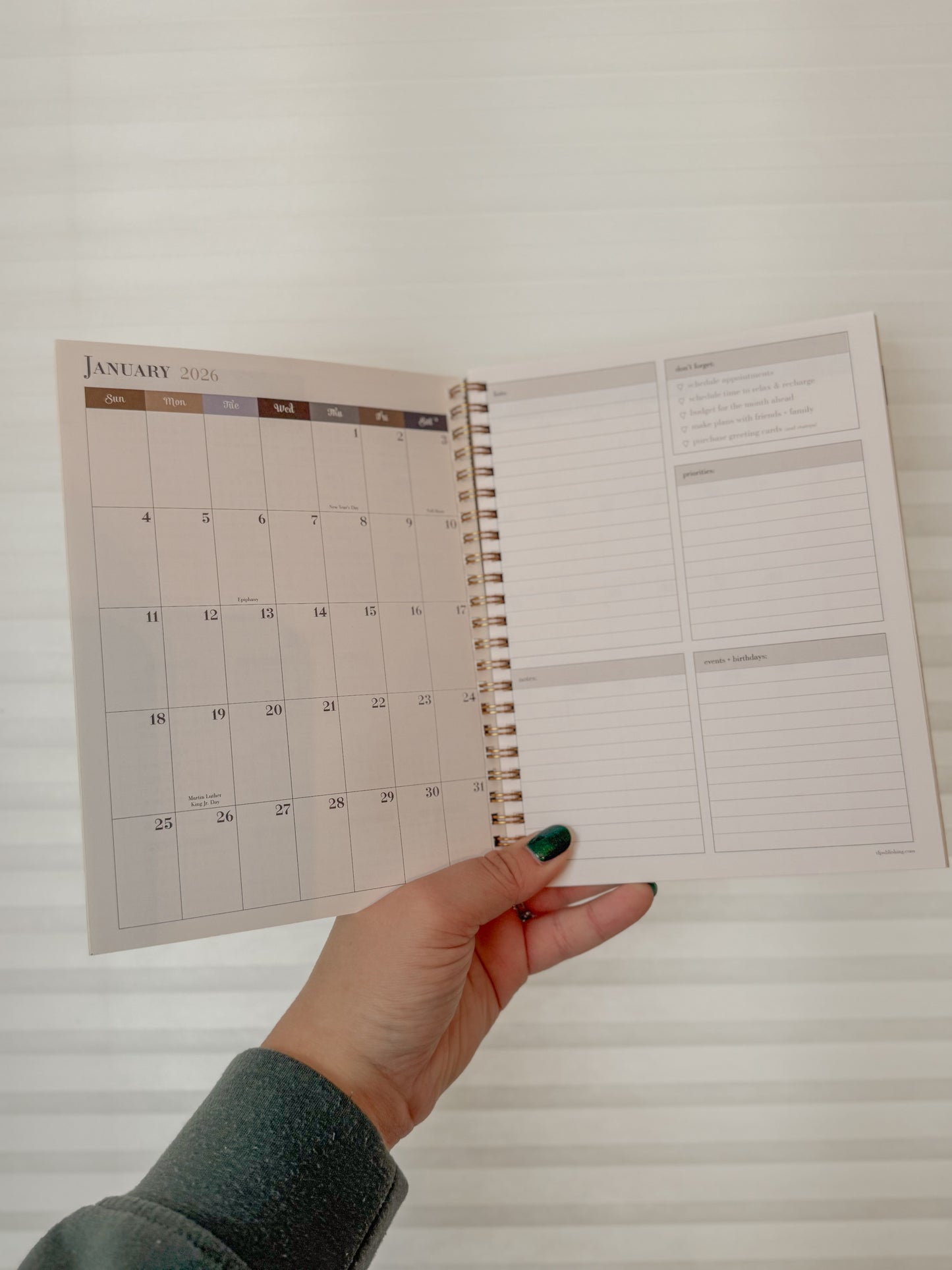 La Champagne Year Weekly Monthly Planner