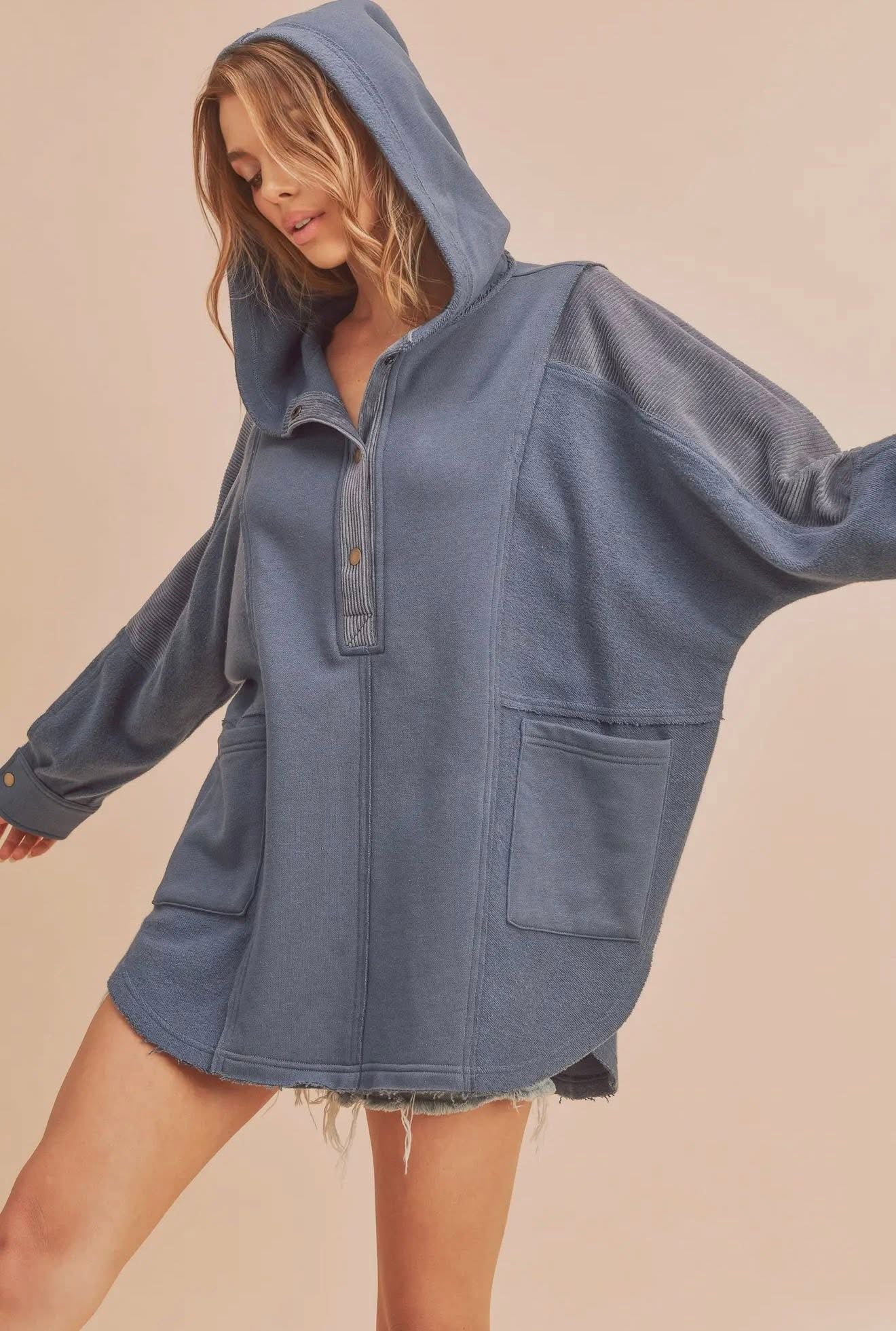 Dove Oversized Pullover